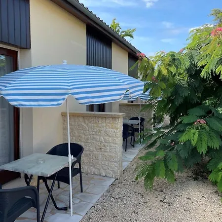 Del Pechs - Avec Terrasse 3*