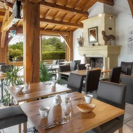 Del Pechs - Avec Terrasse סרלה-לה קנדה