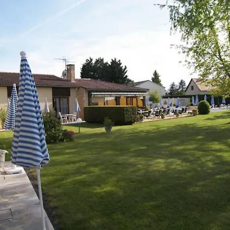 Del Pechs - Avec Terrasse סרלה-לה קנדה